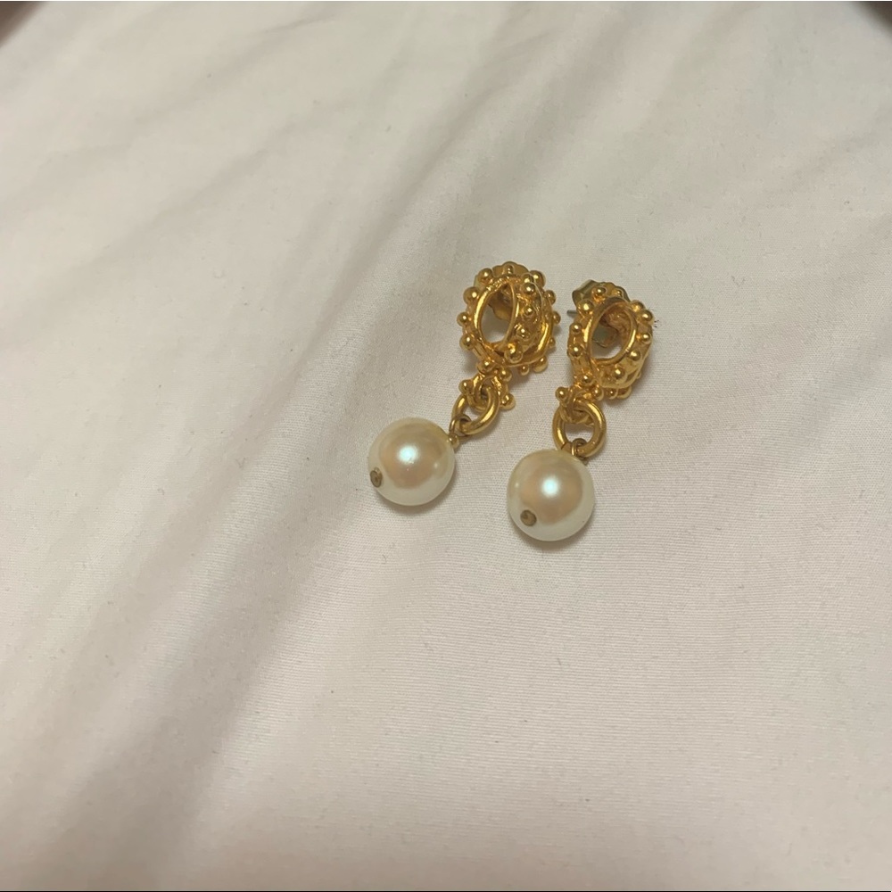 Vintage pearl drop earrings